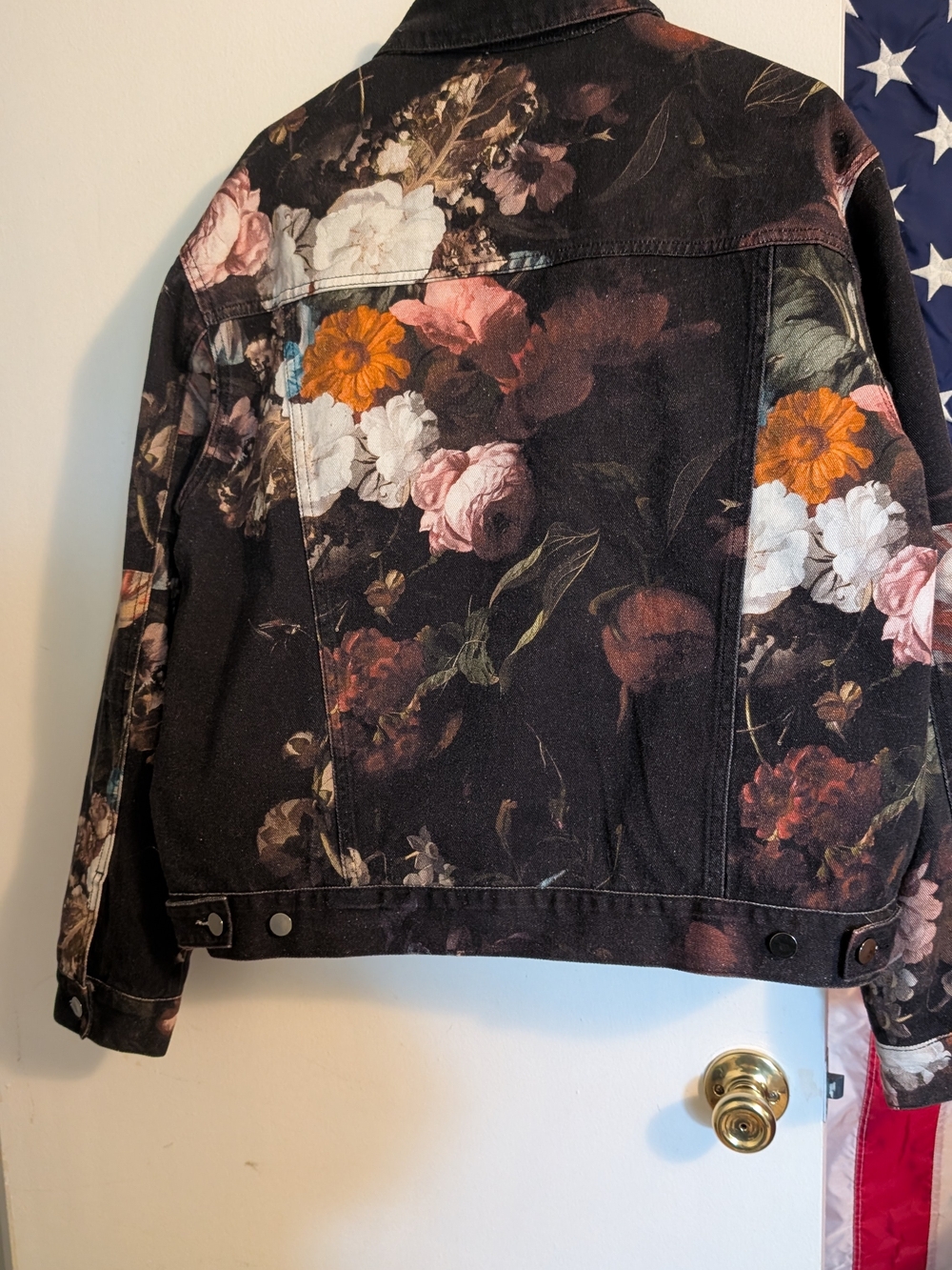 MNML Black Floral Print Denim Jacket - Picture 9 of 11